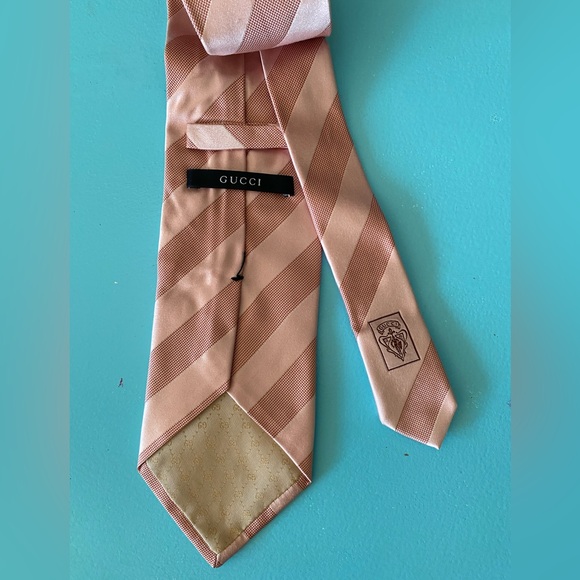 Gucci, men’s pink tie 100% silk made in Italy - Picture 5 of 7